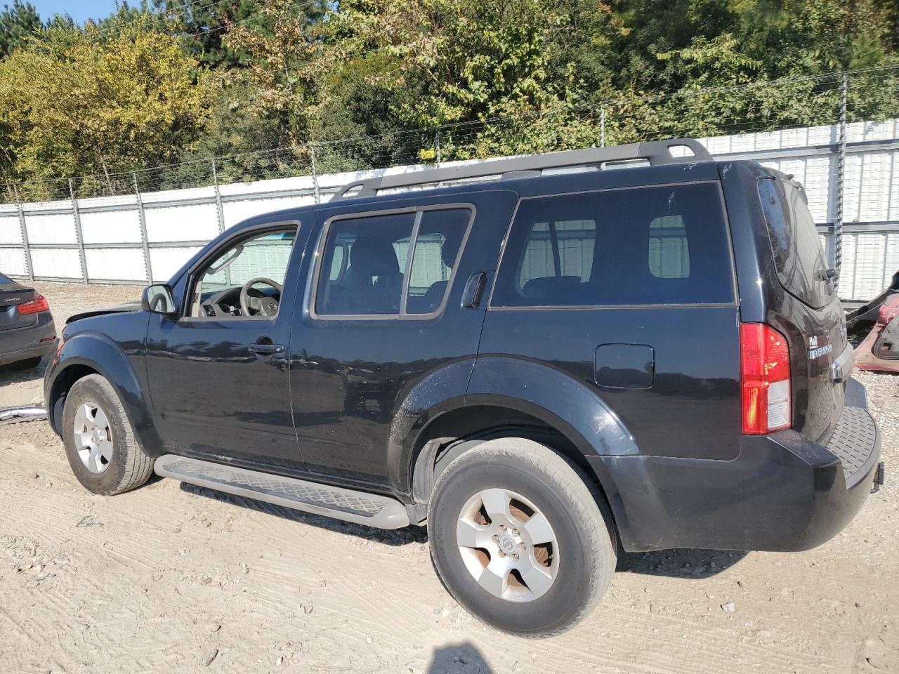 2009 Nissan Pathfinder VIN 5N1AR18U59C617764 Copart auction photo, front end / minor dent/scratches damage thumbnail 2