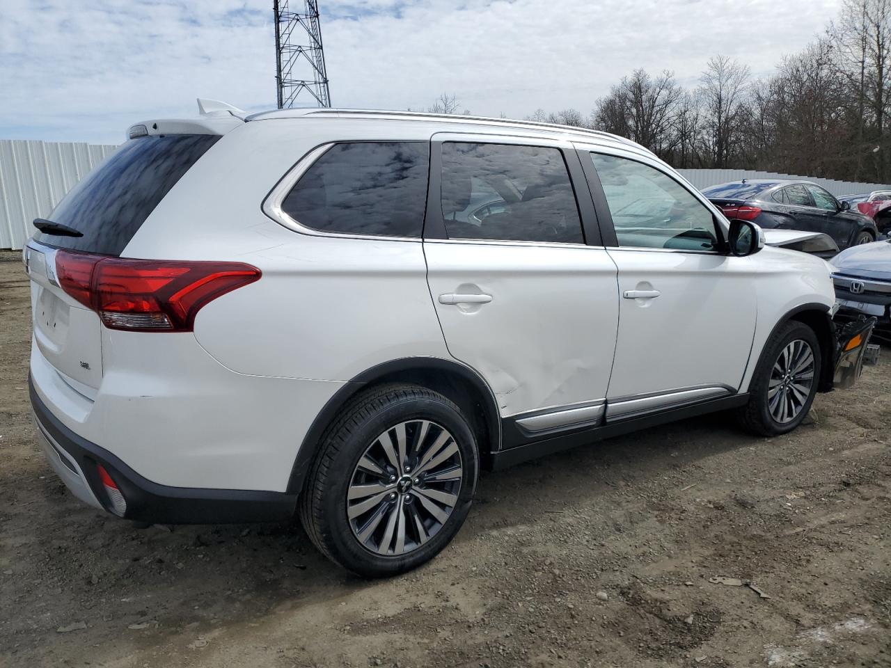 2020 Mitsubishi Outlander VIN JA4AD3A3XLZ033505 Copart auction photo, front end / side damage thumbnail 3