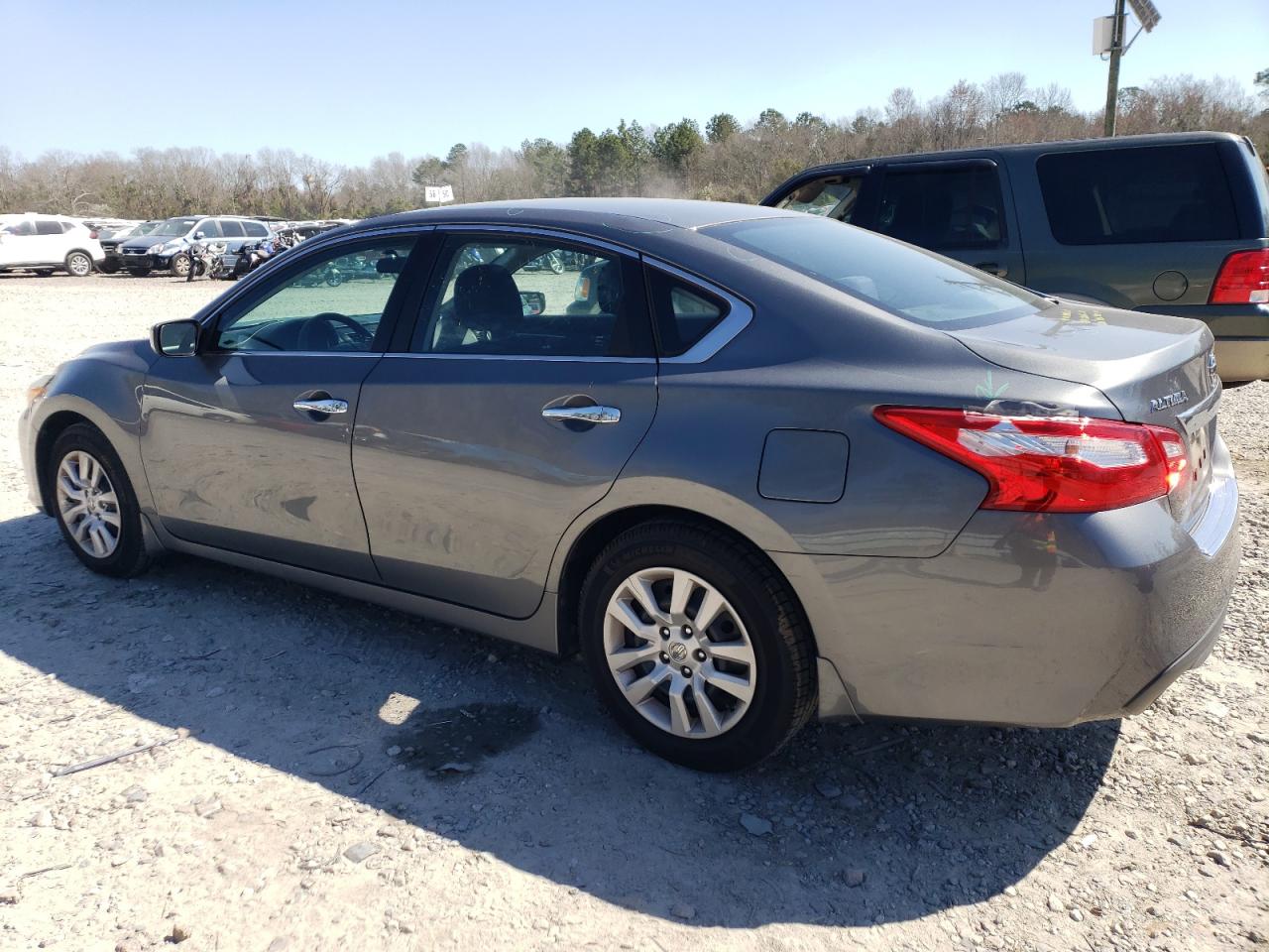 2016 Nissan Altima VIN 1N4AL3AP3GC272534 Copart auction photo, front end damage thumbnail 2