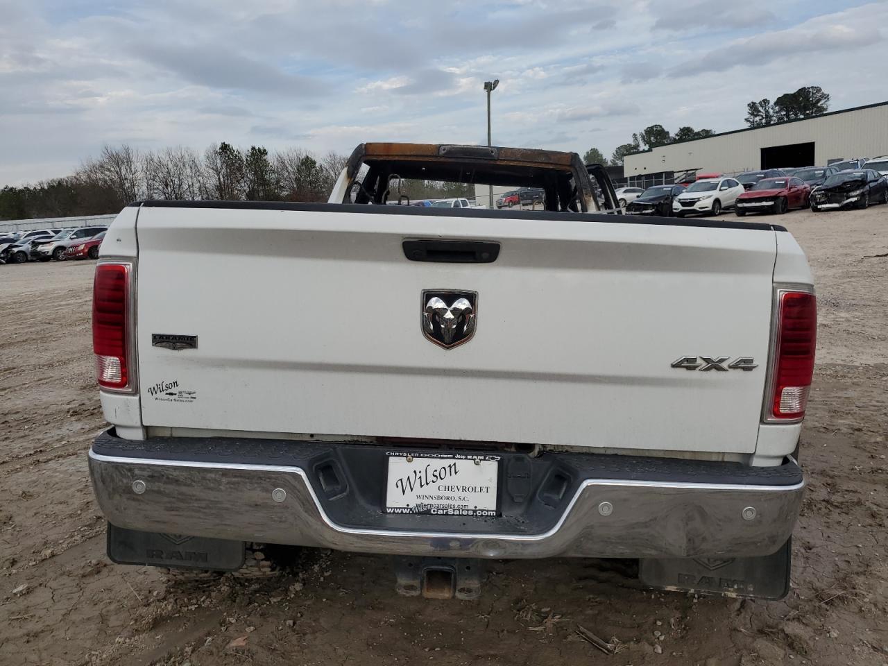 2018 RAM 3500 VIN 3C63RRJL7JG221065 Copart auction photo, burn damage thumbnail 6