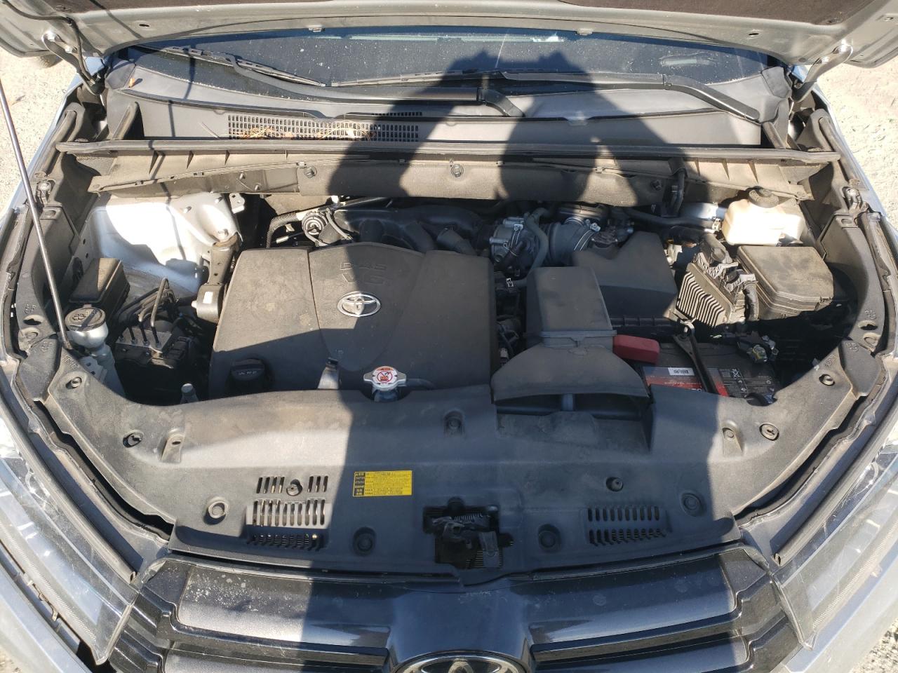 2018 Toyota Highlander VIN 5TDJZRFH5JS898251 Copart auction photo, rear end / front end damage thumbnail 14