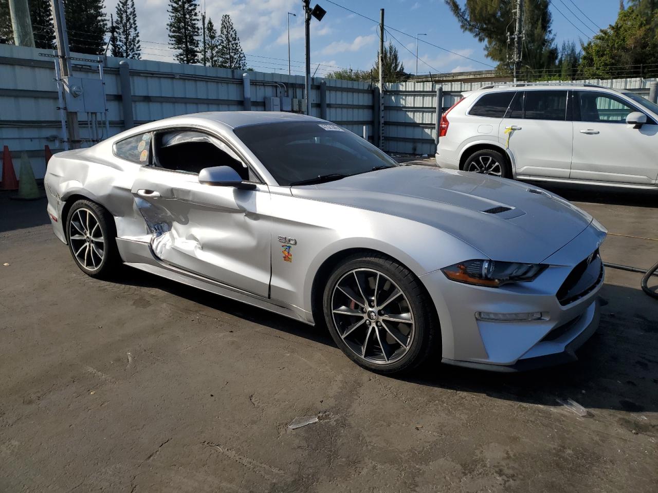 2018 Ford Mustang VIN 1FA6P8CF3J5109129 Copart auction photo, side damage thumbnail 4