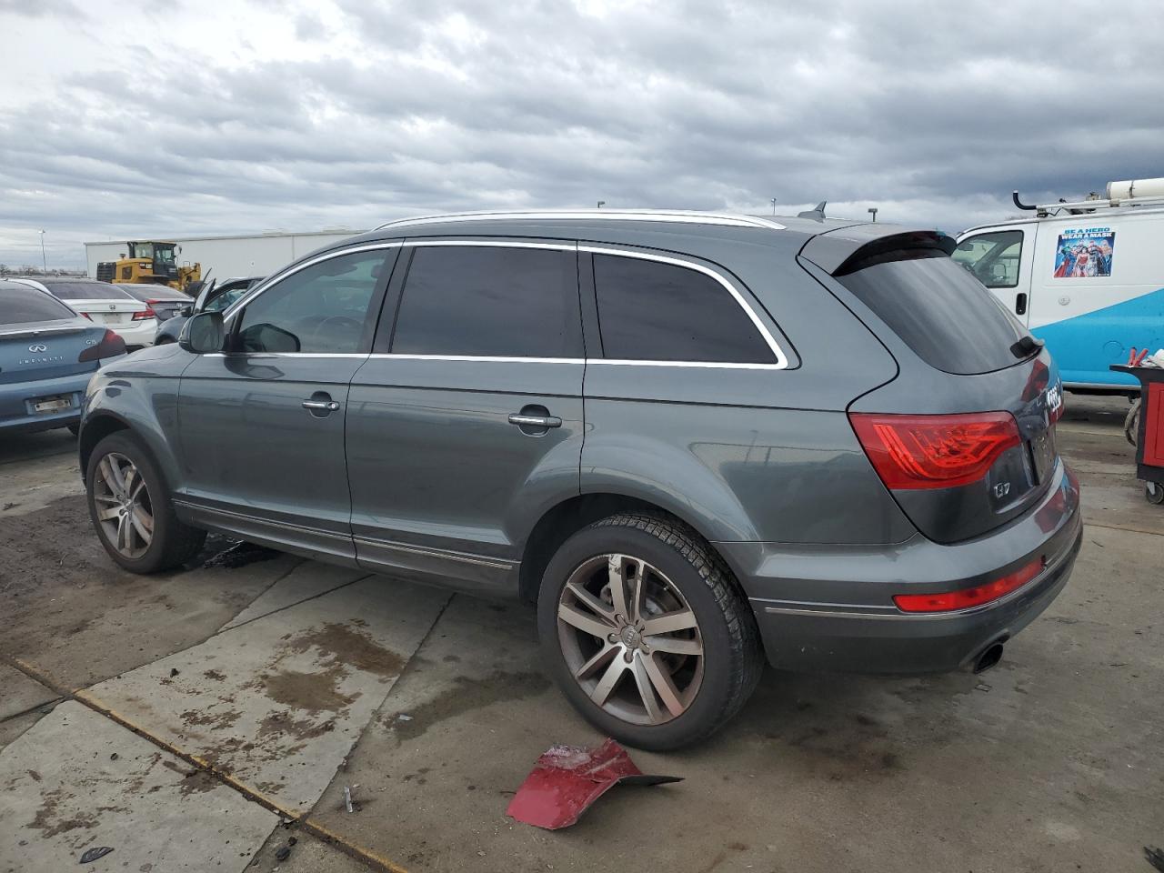 2013 Audi Q7 VIN WA1LGAFEXDD002123 Copart auction photo, front end / rear end damage thumbnail 2