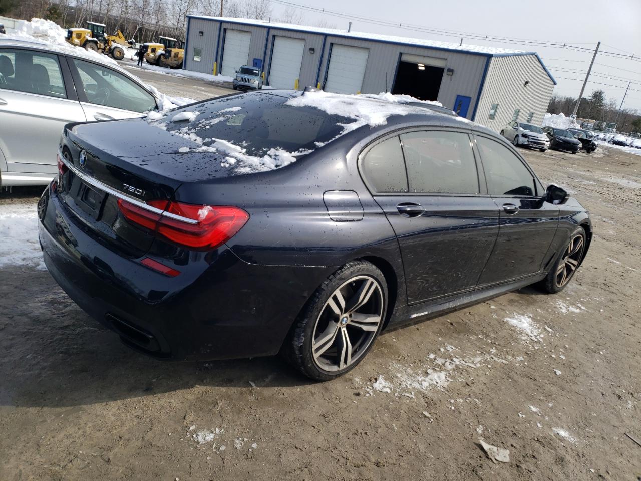 2018 BMW 7er VIN WBA7F2C51JB238720 Copart auction photo, front end / minor dent/scratches damage thumbnail 3