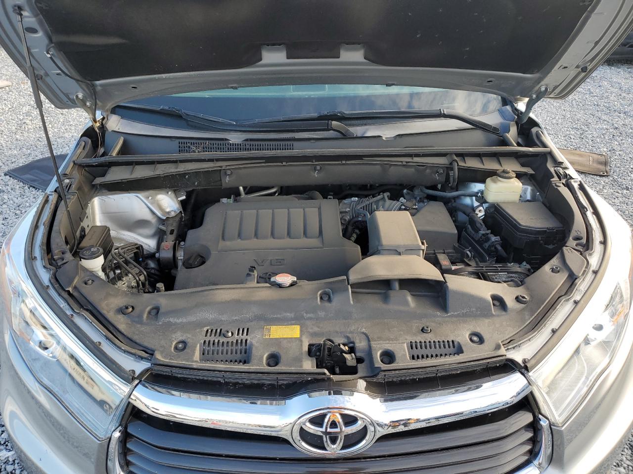 2016 Toyota Highlander VIN 5TDYKRFH1GS169725 Copart auction photo, side / rear end damage thumbnail 13