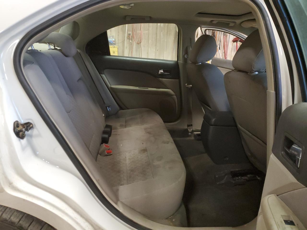 2011 Ford Fusion VIN 3FAHP0HA1BR309268 Copart auction photo, front end / hail damage thumbnail 11