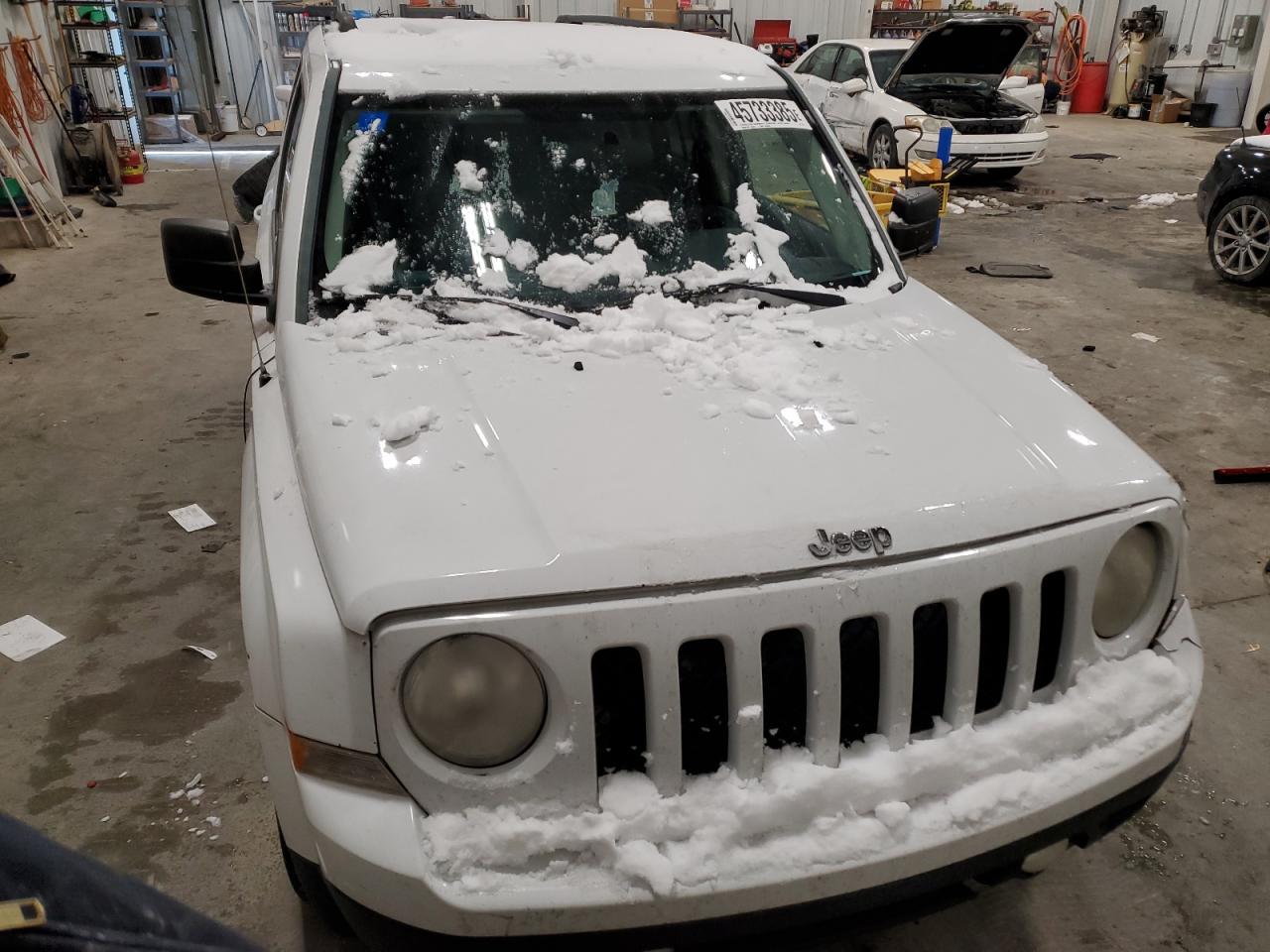 2011 Jeep Liberty (Patriot) VIN 1J4NT1GA9BD132231 Copart auction photo, front end damage thumbnail 5