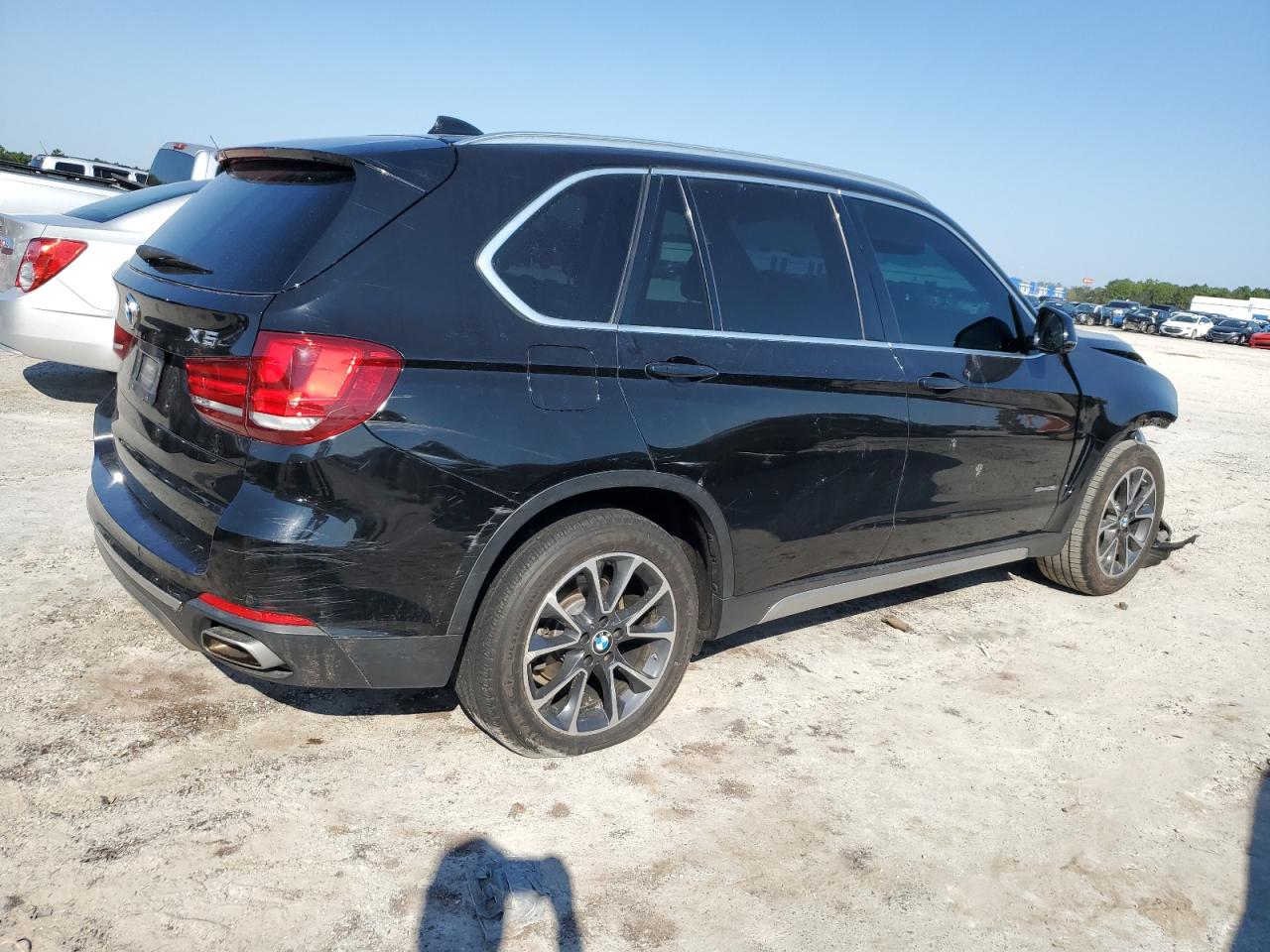 2018 BMW X5 VIN 5UXKR2C58J0X08627 Copart auction photo, front end / minor dent/scratches damage thumbnail 3
