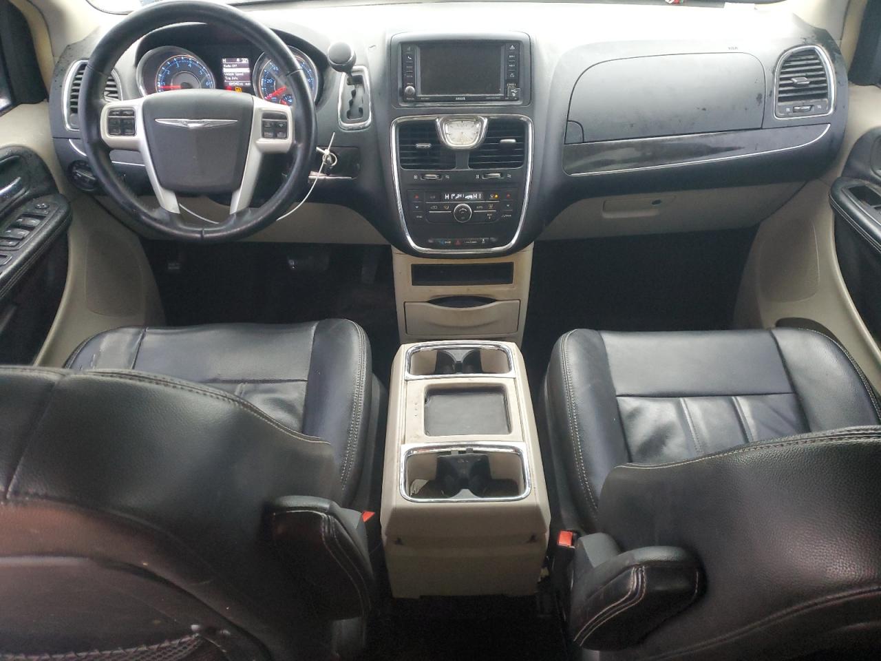 2014 Chrysler Town & Country VIN 2C4RC1BG8ER446117 Copart auction photo, front end / side damage thumbnail 8
