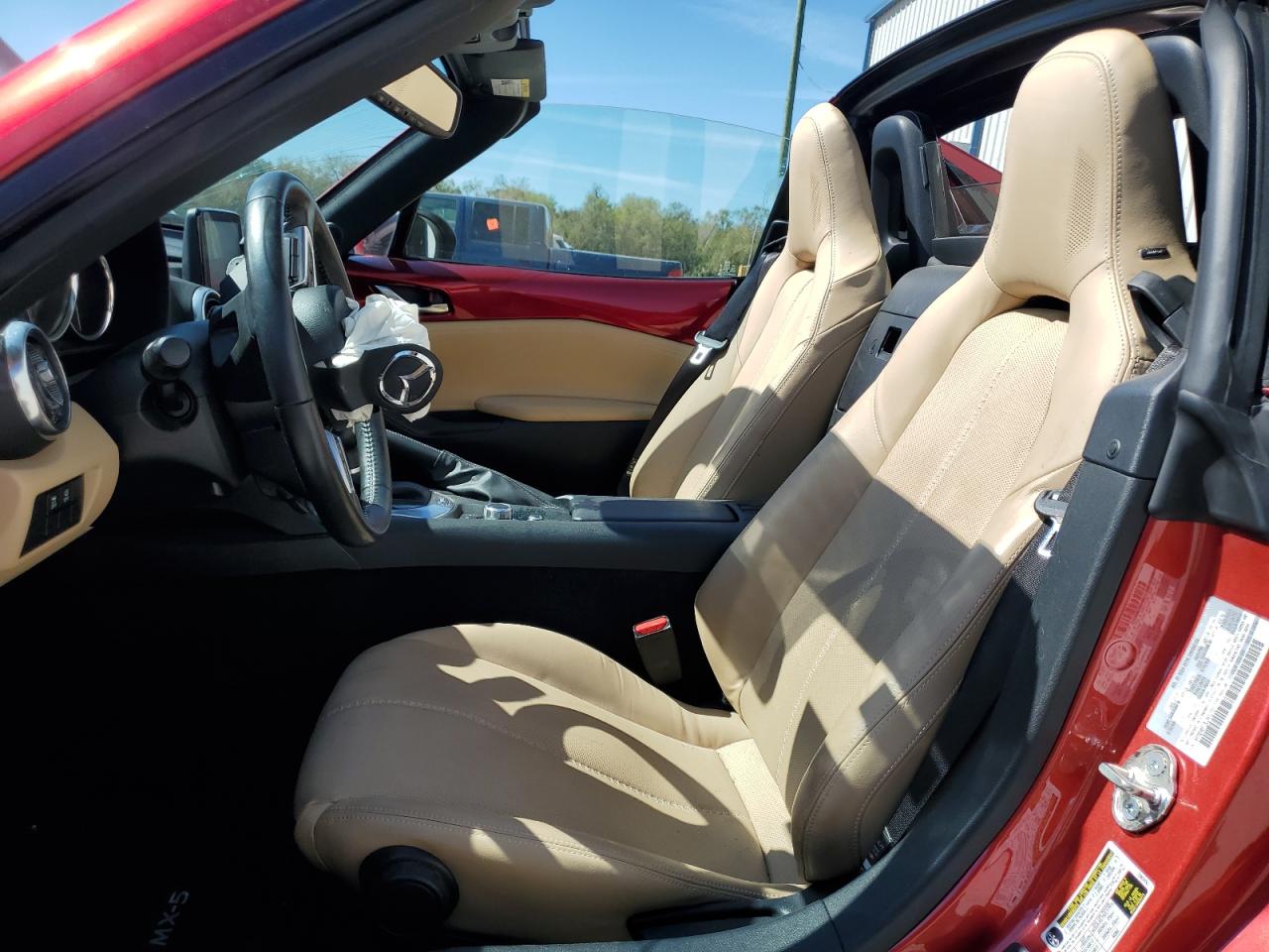 2020 Mazda MX-5 VIN JM1NDAM73L0412151 Copart auction photo, all over damage thumbnail 7