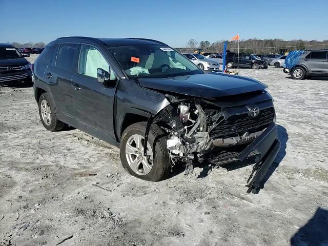 2021 Toyota RAV 4 VIN 2T3W1RFV5MC172624 Copart auction photo, front end / side damage thumbnail 12