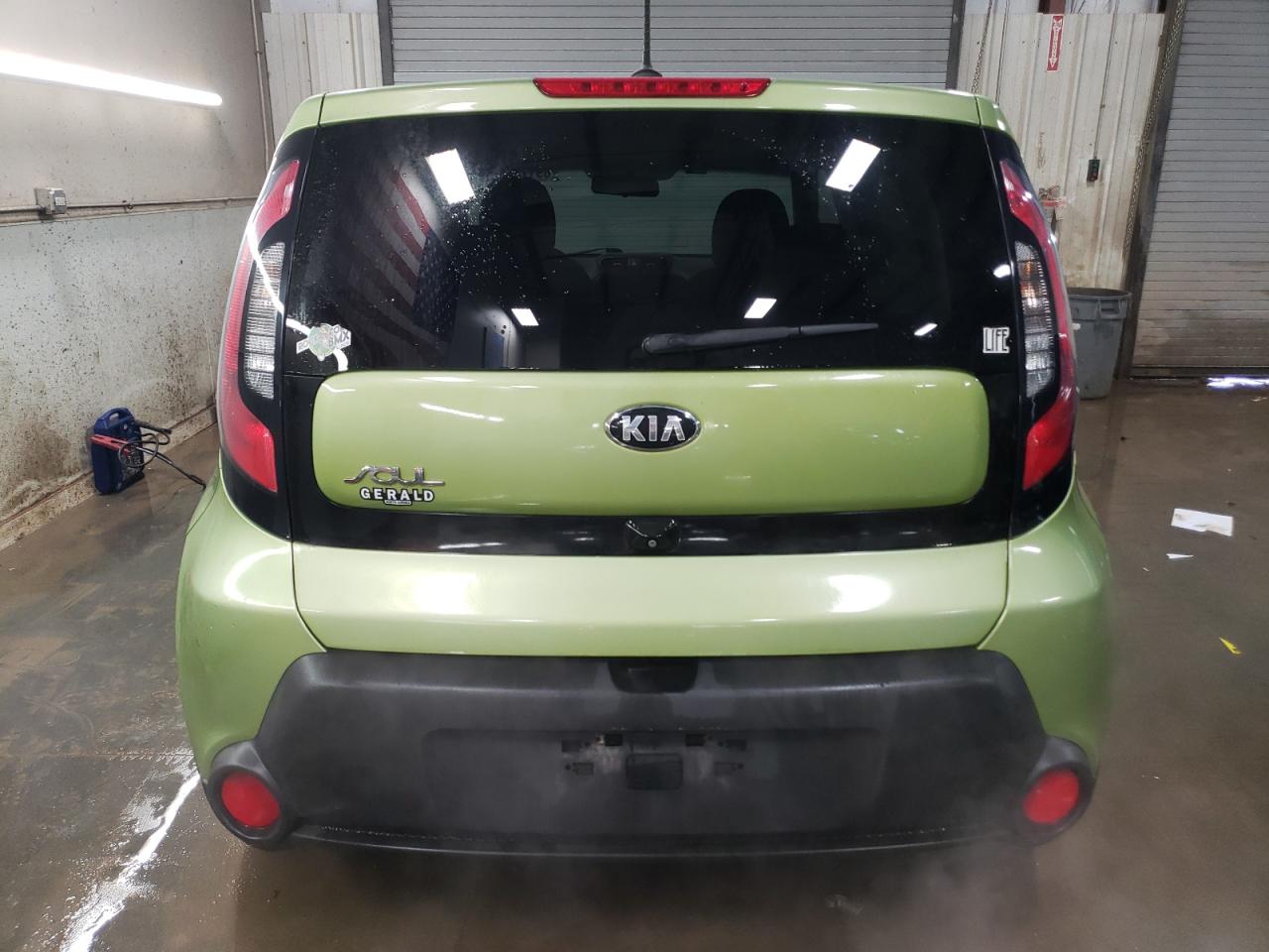 2015 KIA Soul VIN KNDJN2A25F7808765 Copart auction photo, side / rear end damage thumbnail 6