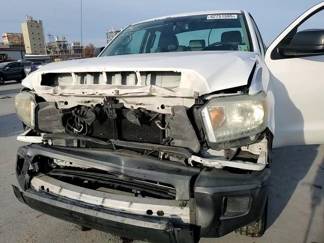 2014 Toyota Tundra VIN 5TFRY5F15EX165960 Copart auction photo, front end damage thumbnail 11