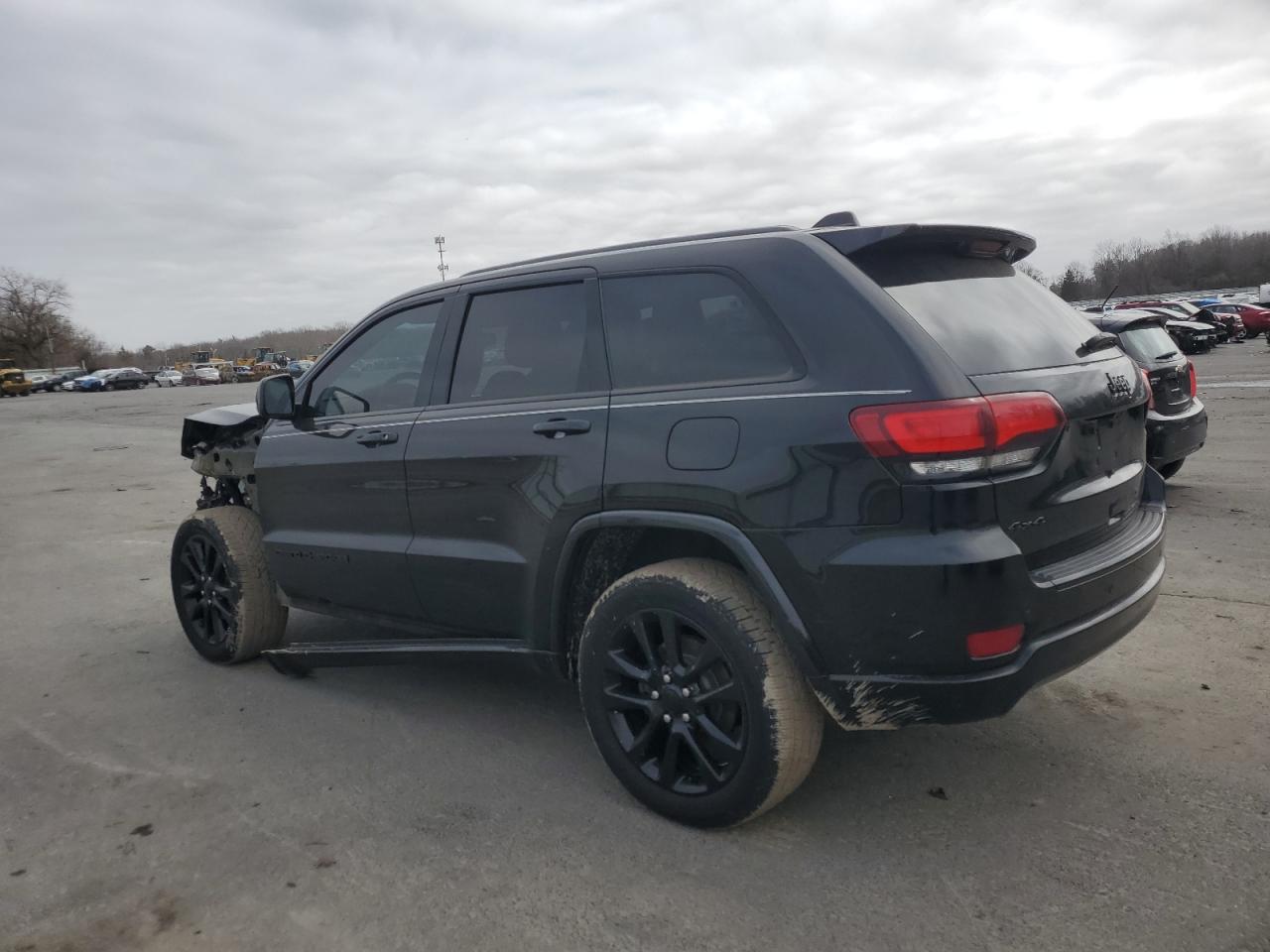 2018 Jeep Grand Cherokee VIN 1C4RJFAG2JC273265 Copart auction photo, front end damage thumbnail 2