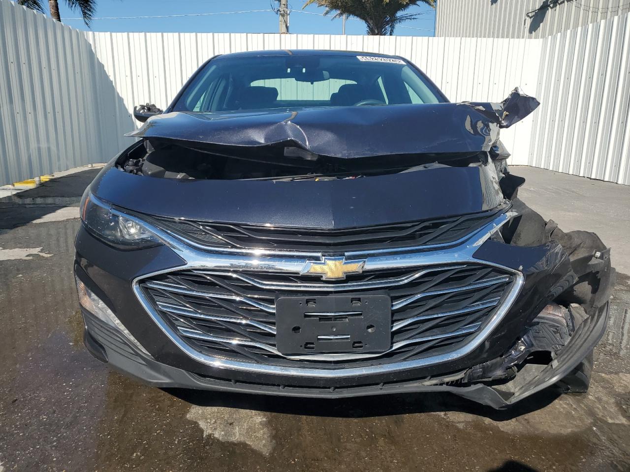 2023 Chevrolet Malibu VIN 1G1ZD5STXPF226126 Copart auction photo, front end / minor dent/scratches damage thumbnail 5