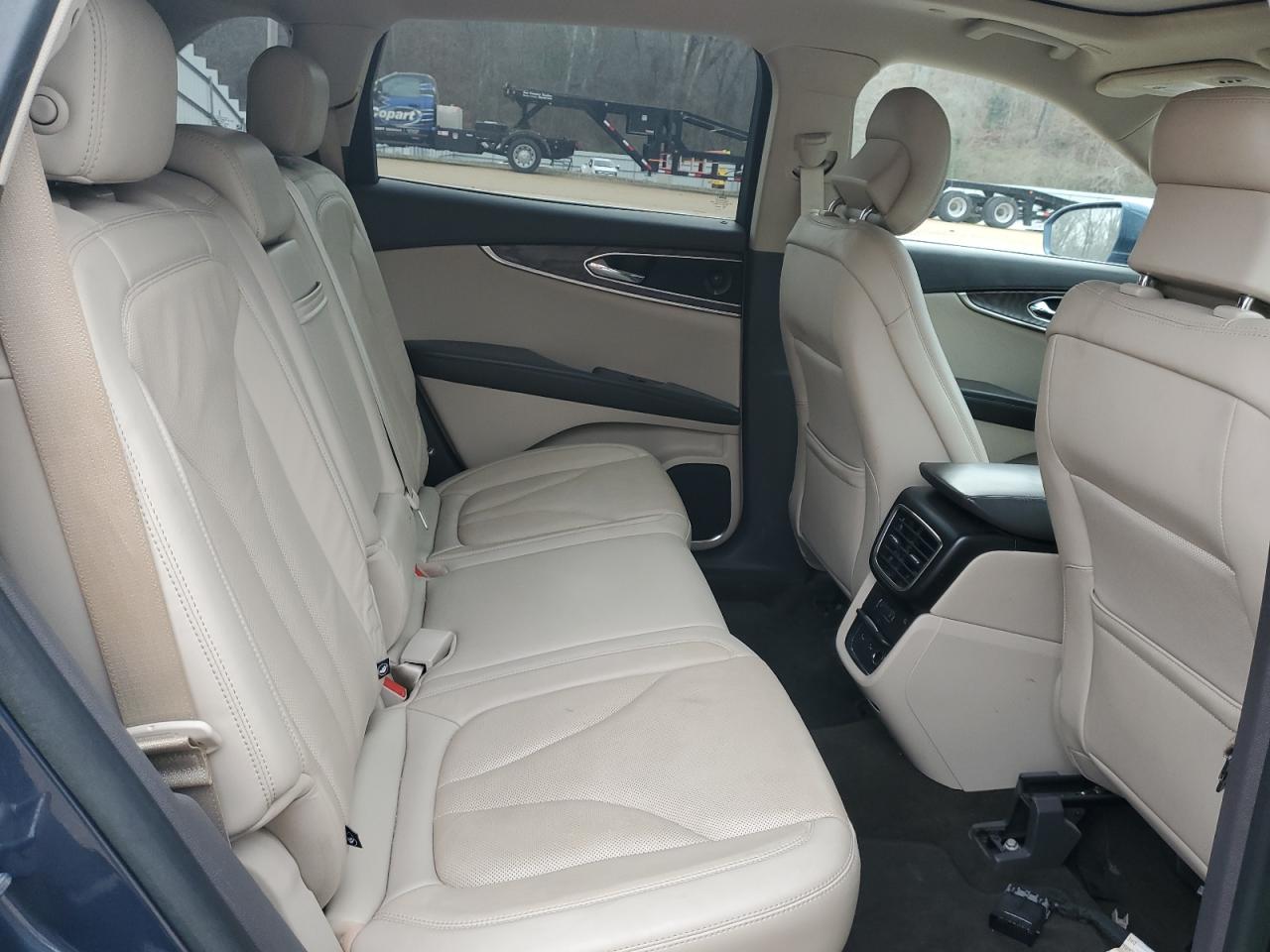 2019 Lincoln Nautilus VIN 2LMPJ6L93KBL13327 Copart auction photo, minor dent/scratches damage thumbnail 10