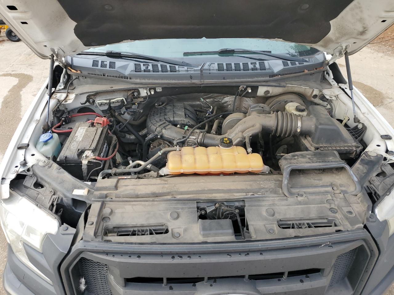 2016 Ford F-150 VIN 1FTMF1C86GKF88718 Copart auction photo, front end / minor dent/scratches damage thumbnail 11