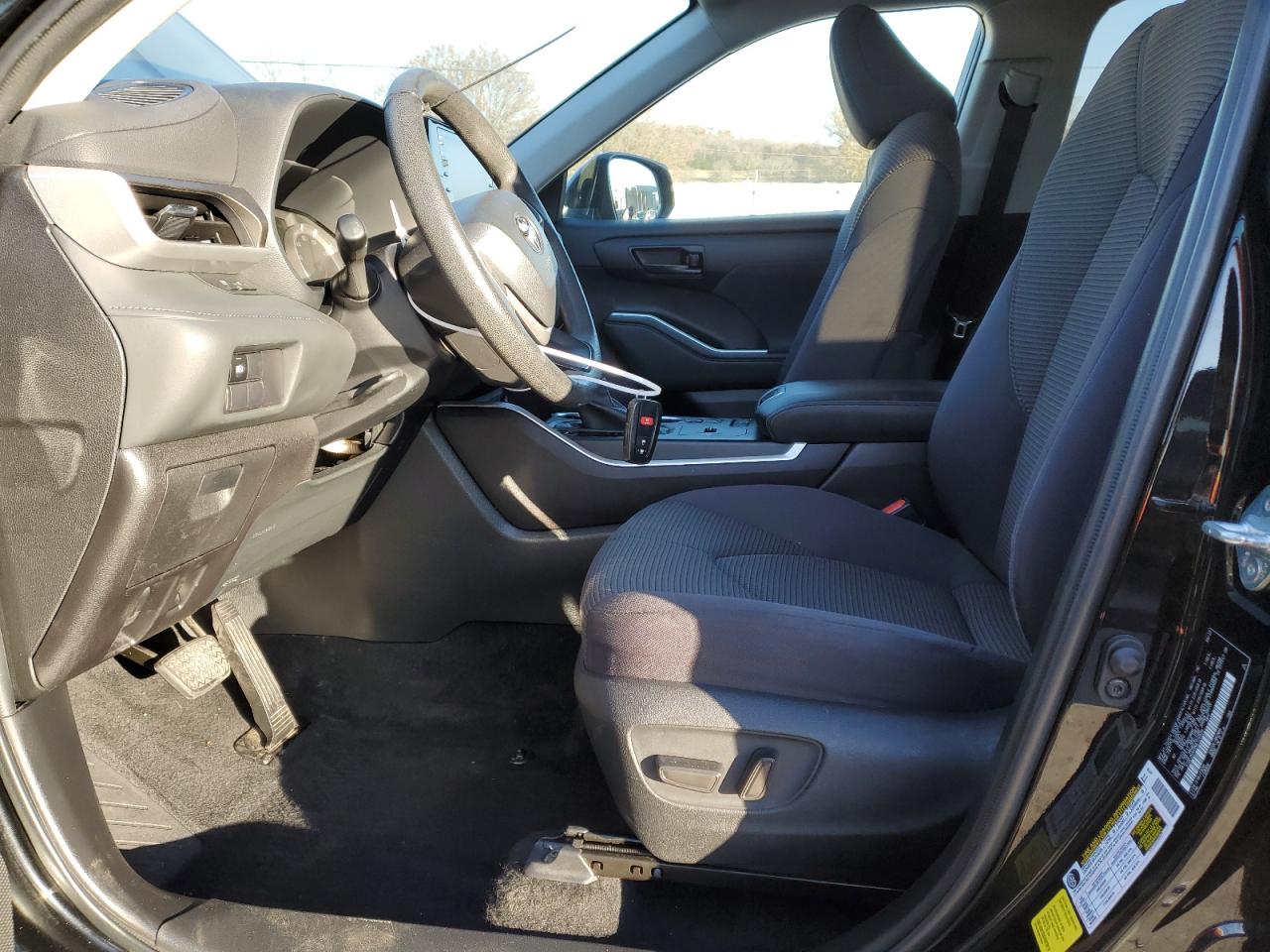 2022 Toyota Highlander VIN 5TDCZRAH9NS124929 Copart auction photo, all over damage thumbnail 7