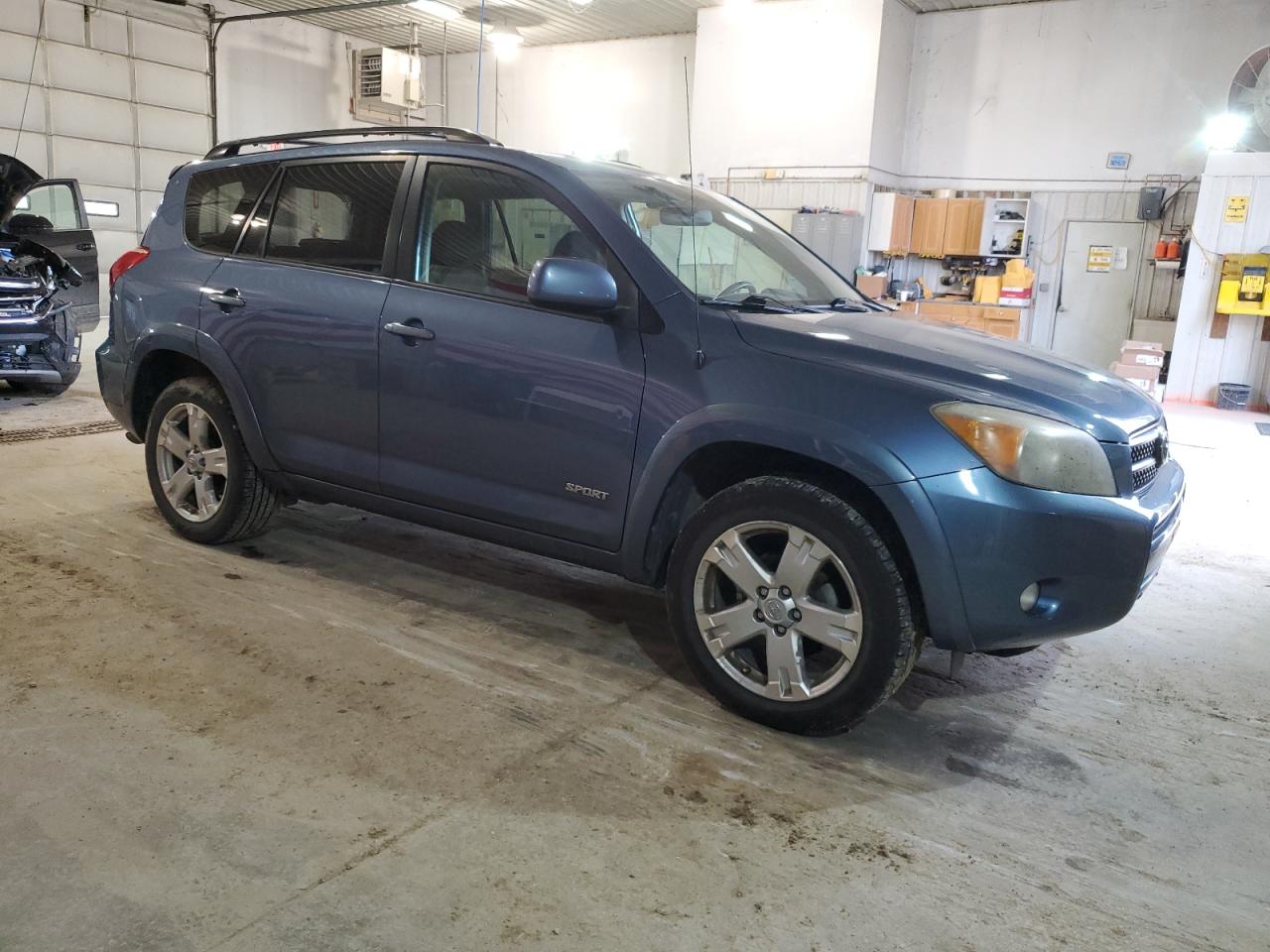 2007 Toyota RAV 4 VIN JTMZD32V875045948 Copart auction photo, rear end / vandalism damage thumbnail 4