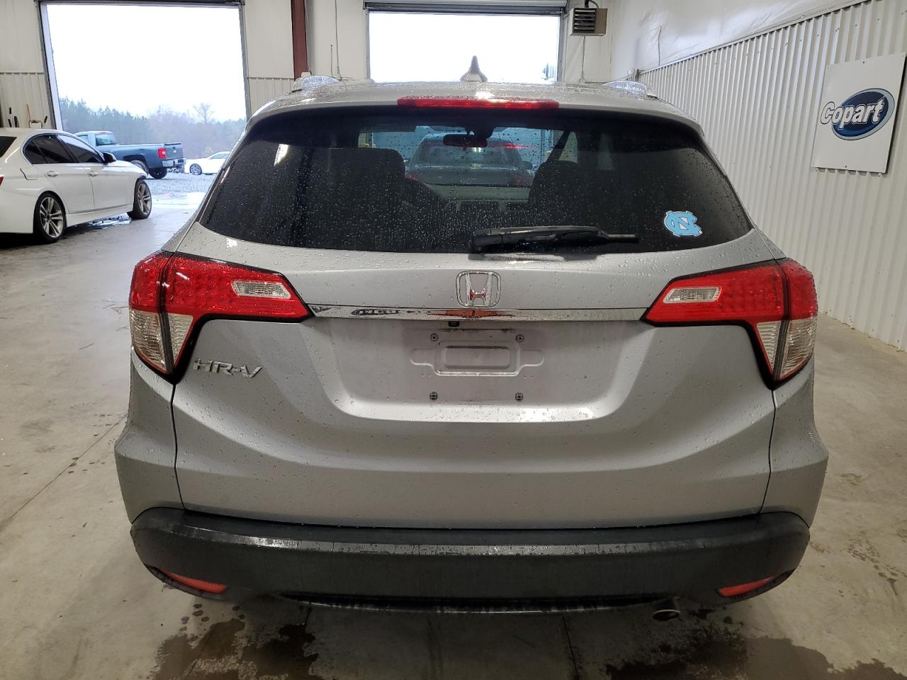 2021 Honda HR-V VIN 3CZRU5H53MM711696 Copart auction photo, front end / side damage thumbnail 6