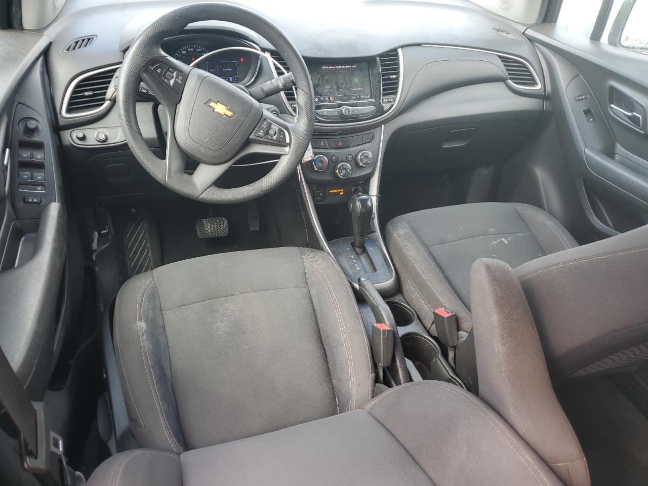 2020 Chevrolet Trax VIN KL7CJKSB8LB026405 Copart auction photo, front end damage thumbnail 8