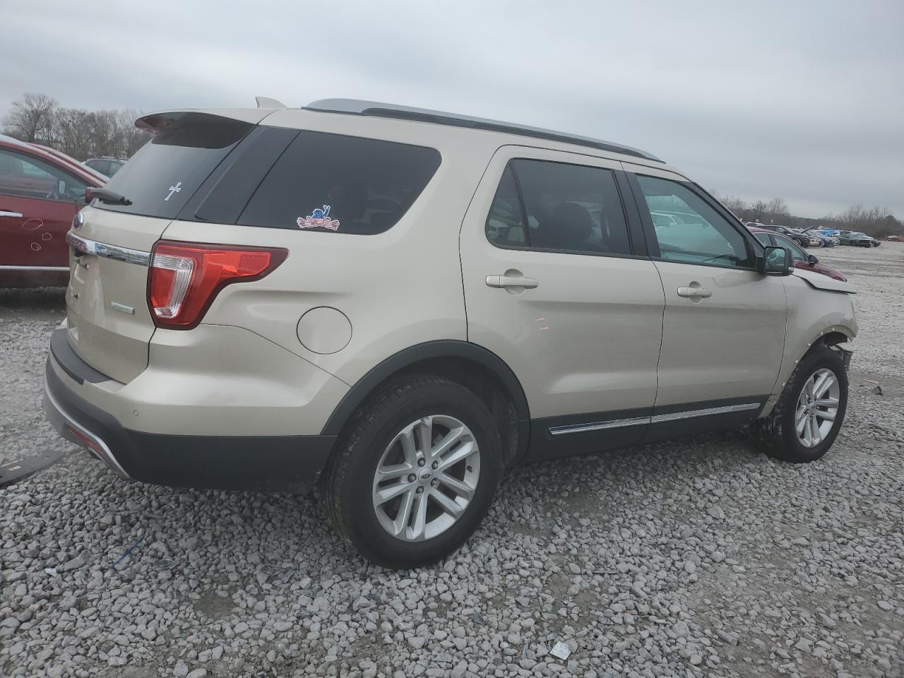 2017 Ford Explorer VIN 1FM5K7DH0HGD95336 Copart auction photo, front end damage thumbnail 3