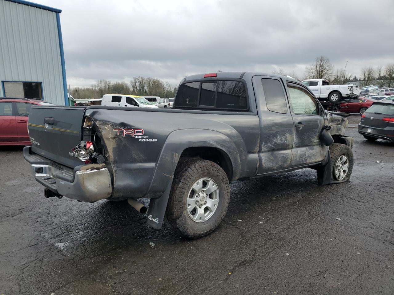 2010 Toyota Tacoma VIN 5TEUU4EN9AZ673582 Copart auction photo, front end / side damage thumbnail 3