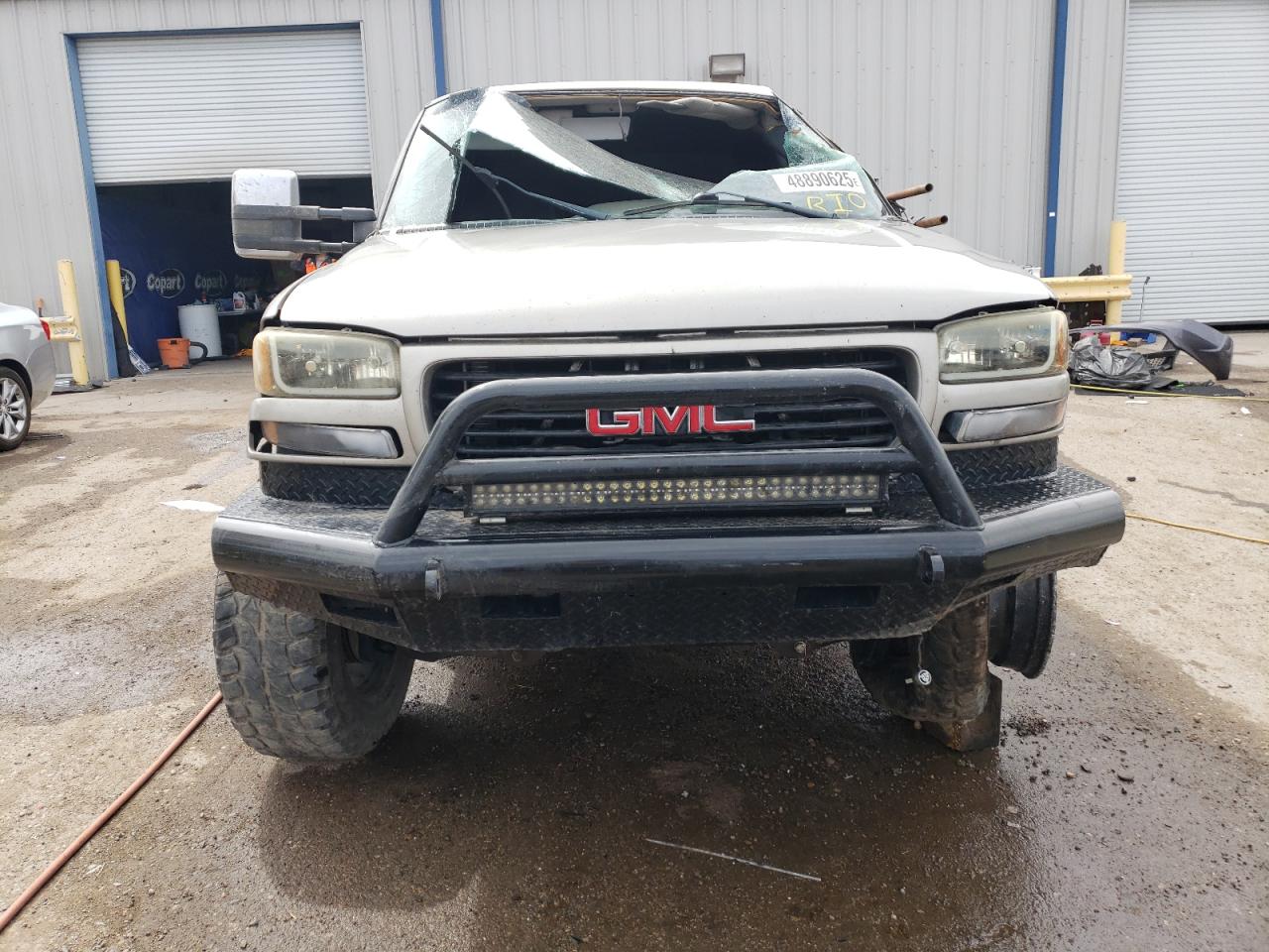 2002 GMC Sierra VIN 1GTGK13U02F212409 Copart auction photo, rollover damage thumbnail 5