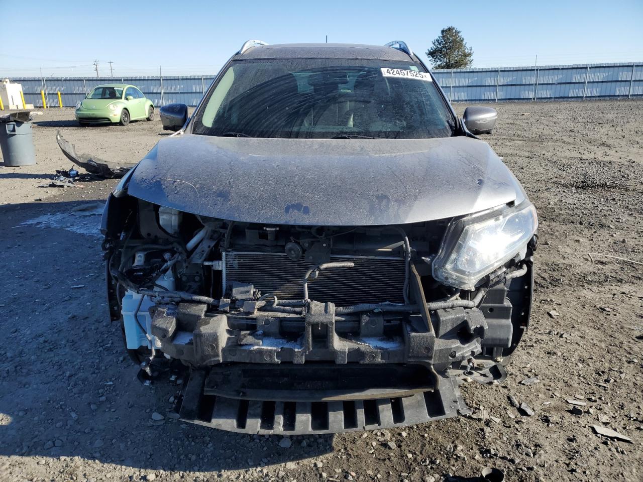 2016 Nissan Rogue VIN 5N1AT2MV0GC762083 Copart auction photo, front end / side damage thumbnail 5