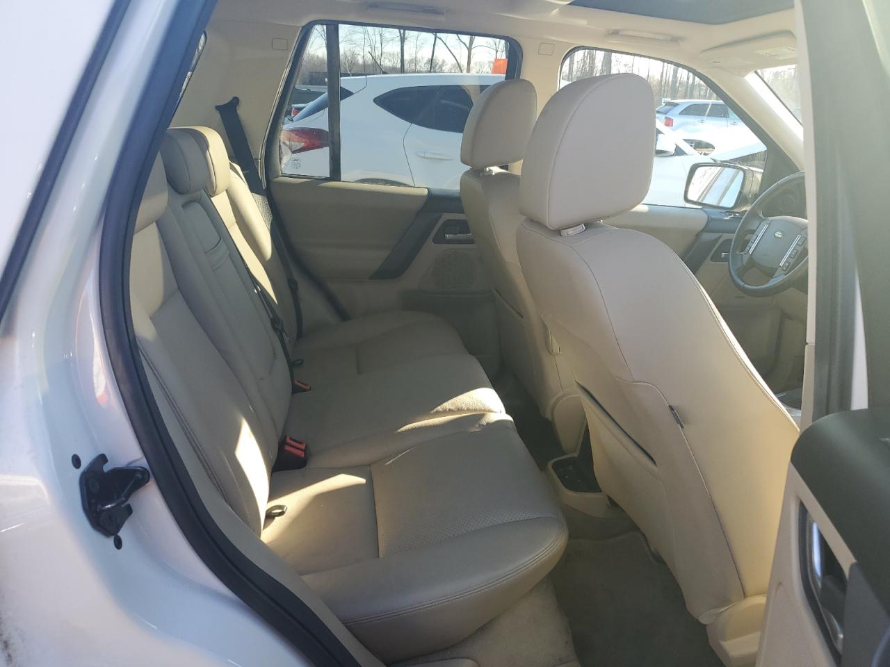 2010 Land Rover LR2 VIN SALFR2BN4AH205448 Copart auction photo, rear end damage thumbnail 10
