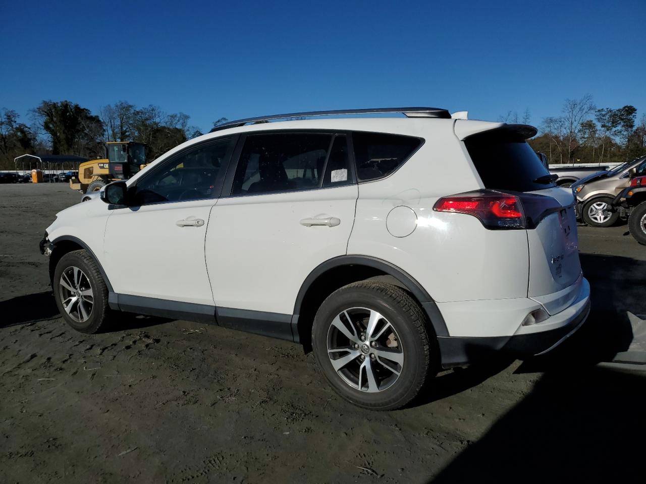 2018 Toyota RAV 4 VIN JTMRFREV0JJ190358 Copart auction photo, front end damage thumbnail 2
