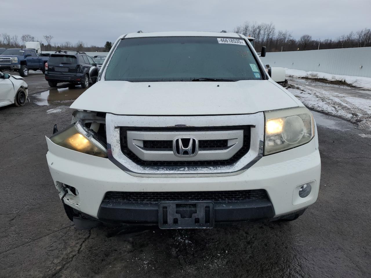2011 Honda Pilot VIN 5FNYF4H55BB093403 Copart auction photo, front end / minor dent/scratches damage thumbnail 5