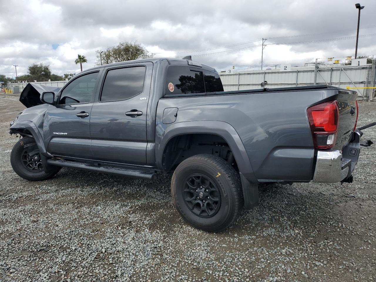 2021 Toyota Tacoma VIN 3TMAZ5CN4MM144491 Copart auction photo, front end damage thumbnail 2