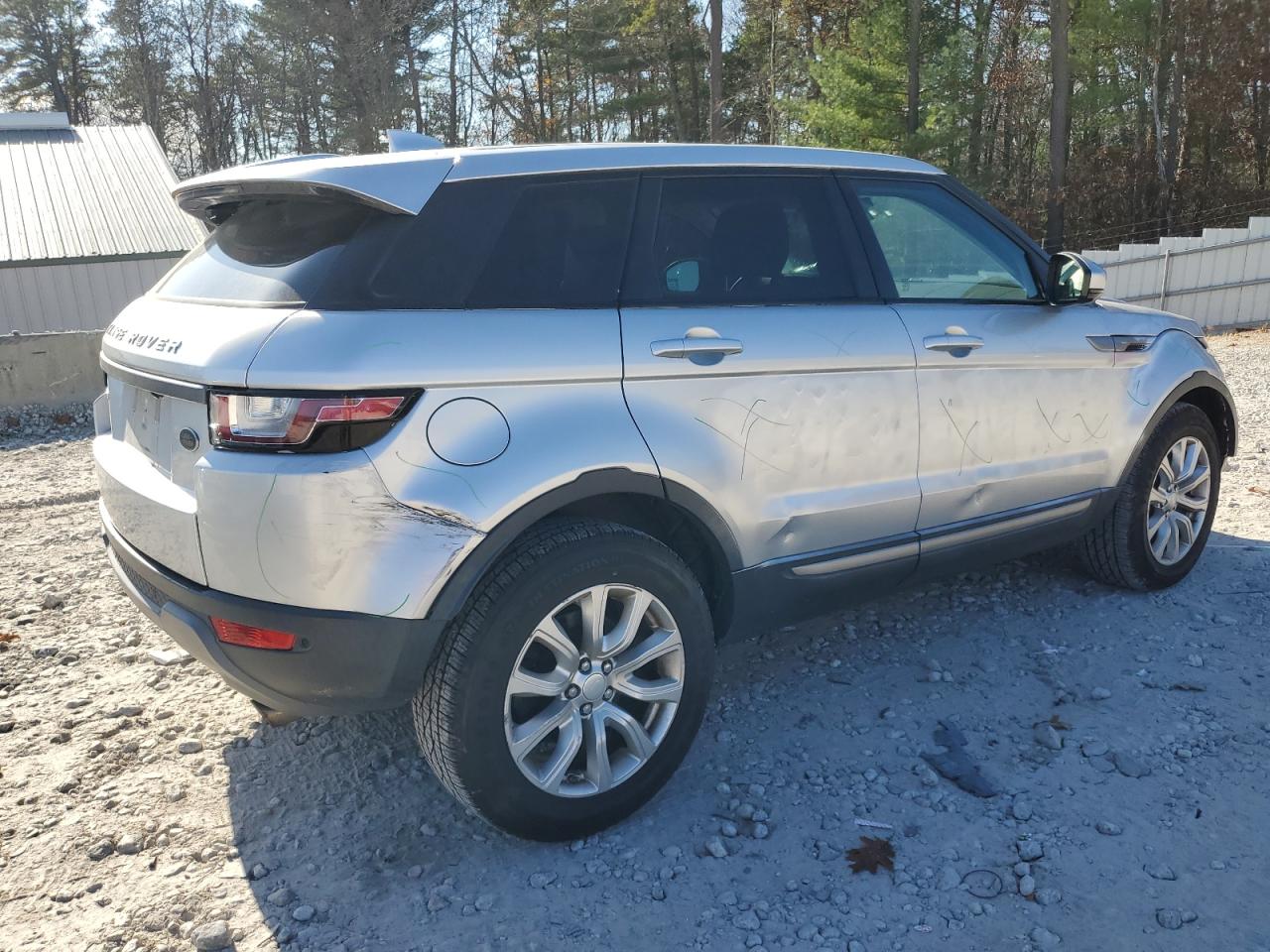 2017 Land Rover Range Rover VIN SALVP2BG5HH195557 Copart auction photo, side / rear end damage thumbnail 3