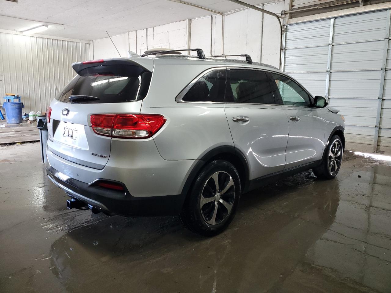2016 KIA Sorento VIN 5XYPH4A19GG055976 Copart auction photo, front end / minor dent/scratches damage thumbnail 3