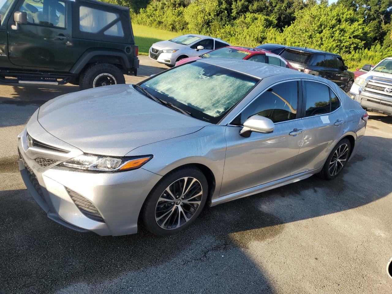 2018 Toyota Camry VIN 4T1B11HKXJU674423