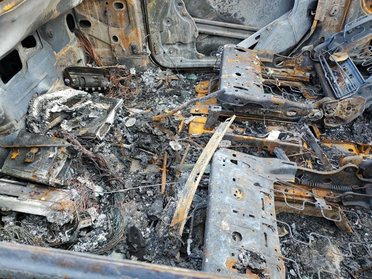 2014 Jeep Wrangler VIN 1C4BJWDG0EL195765 Copart auction photo, burn / burn - engine damage thumbnail 7