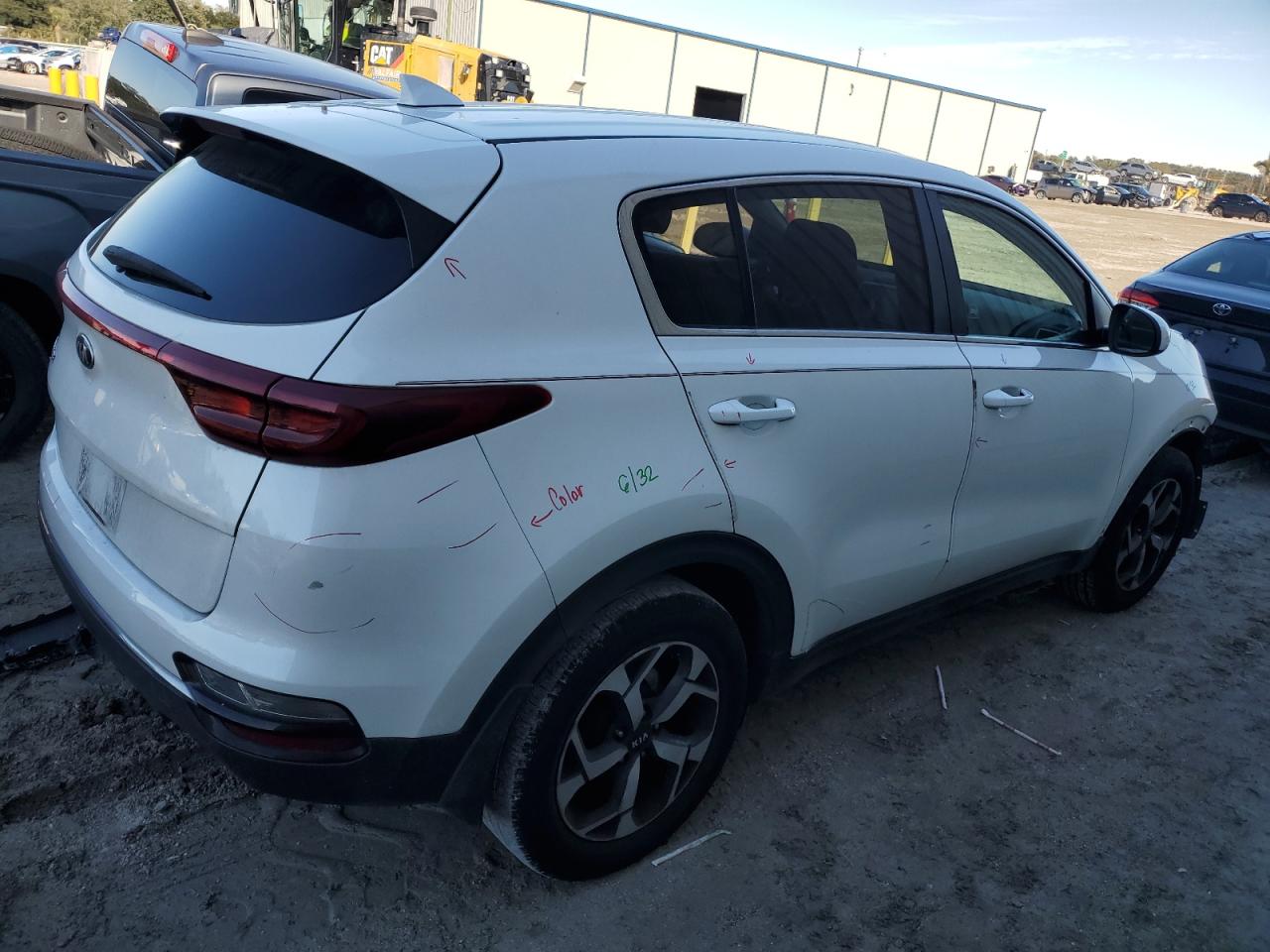 2021 KIA Sportage VIN KNDPM3ACXM7938226 Copart auction photo, front end / minor dent/scratches damage thumbnail 3