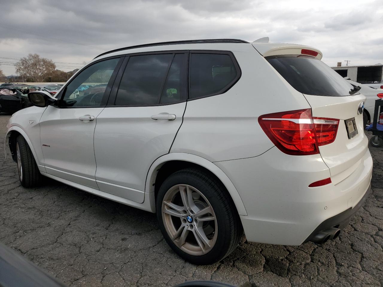2011 BMW X3 VIN 5UXWX7C59BL734707 Copart auction photo, front end damage thumbnail 2