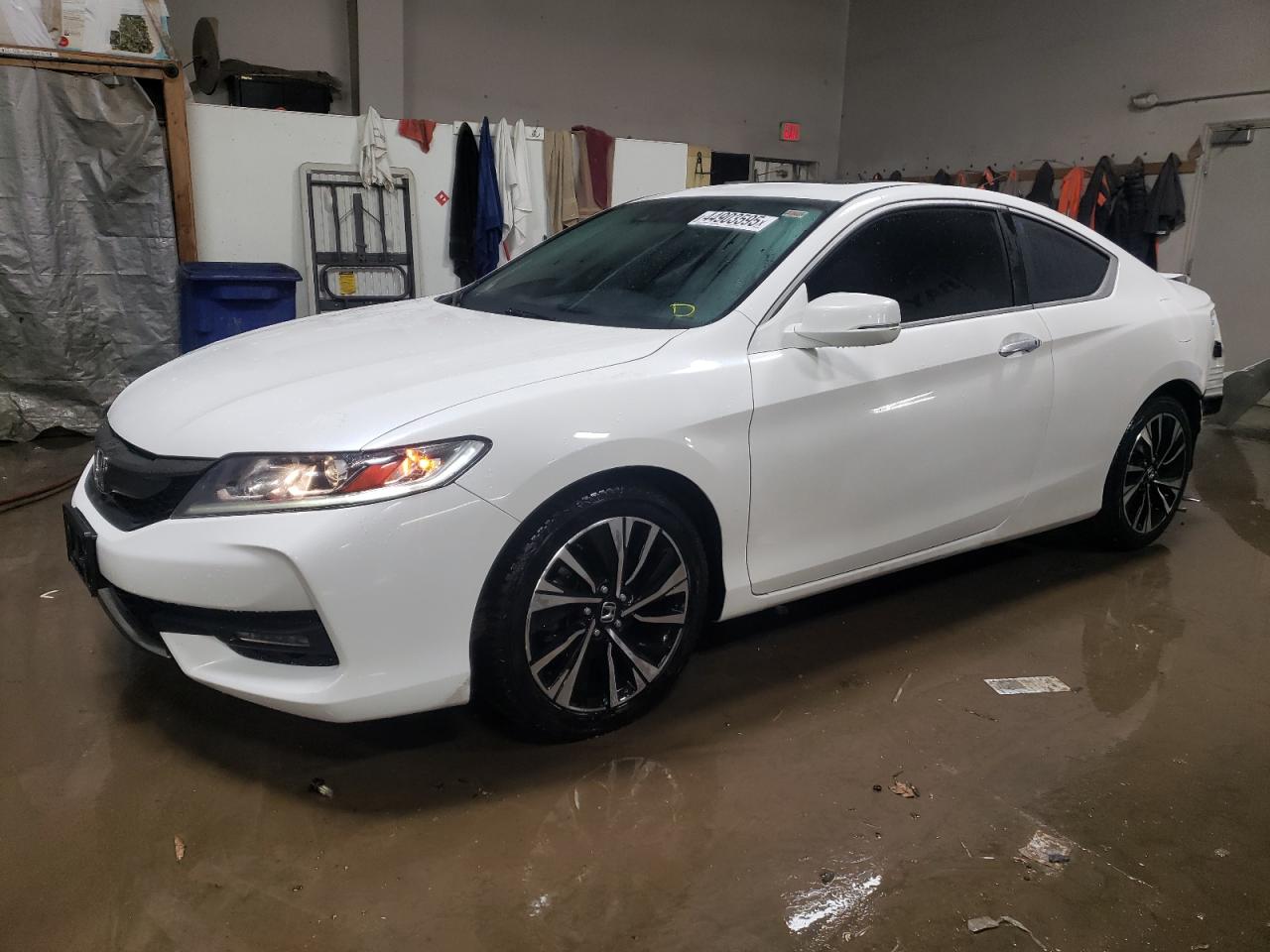 2017 Honda Accord VIN 1HGCT2B90HA000776