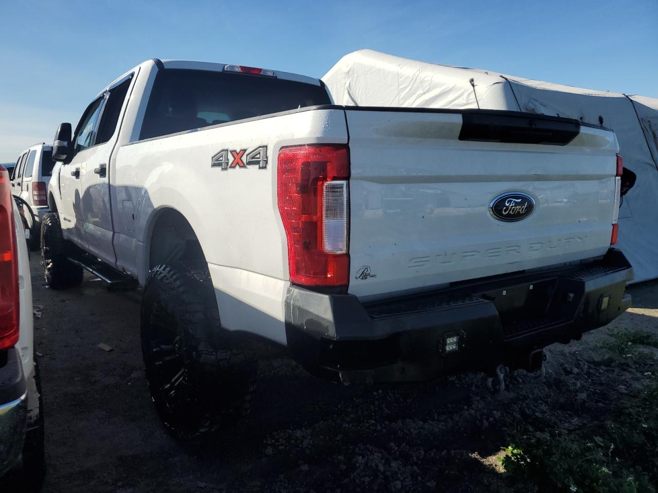 2019 Ford F250 VIN 1FT7W2BT1KED74364 Copart auction photo, water/flood damage thumbnail 2