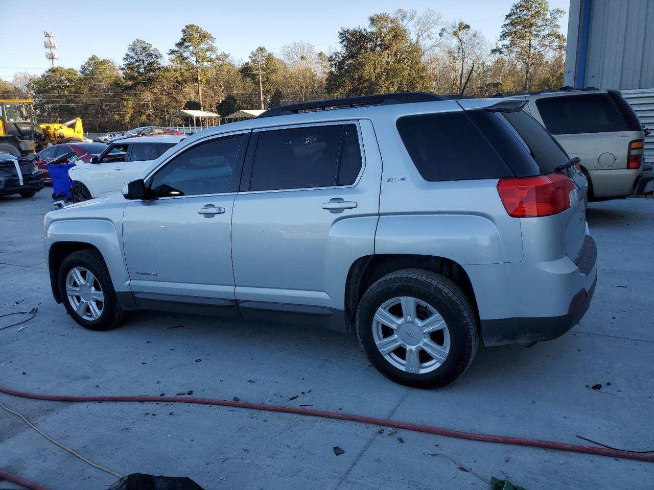 2015 GMC Terrain VIN 2GKALREK3F6196028 Copart auction photo, front end damage thumbnail 2