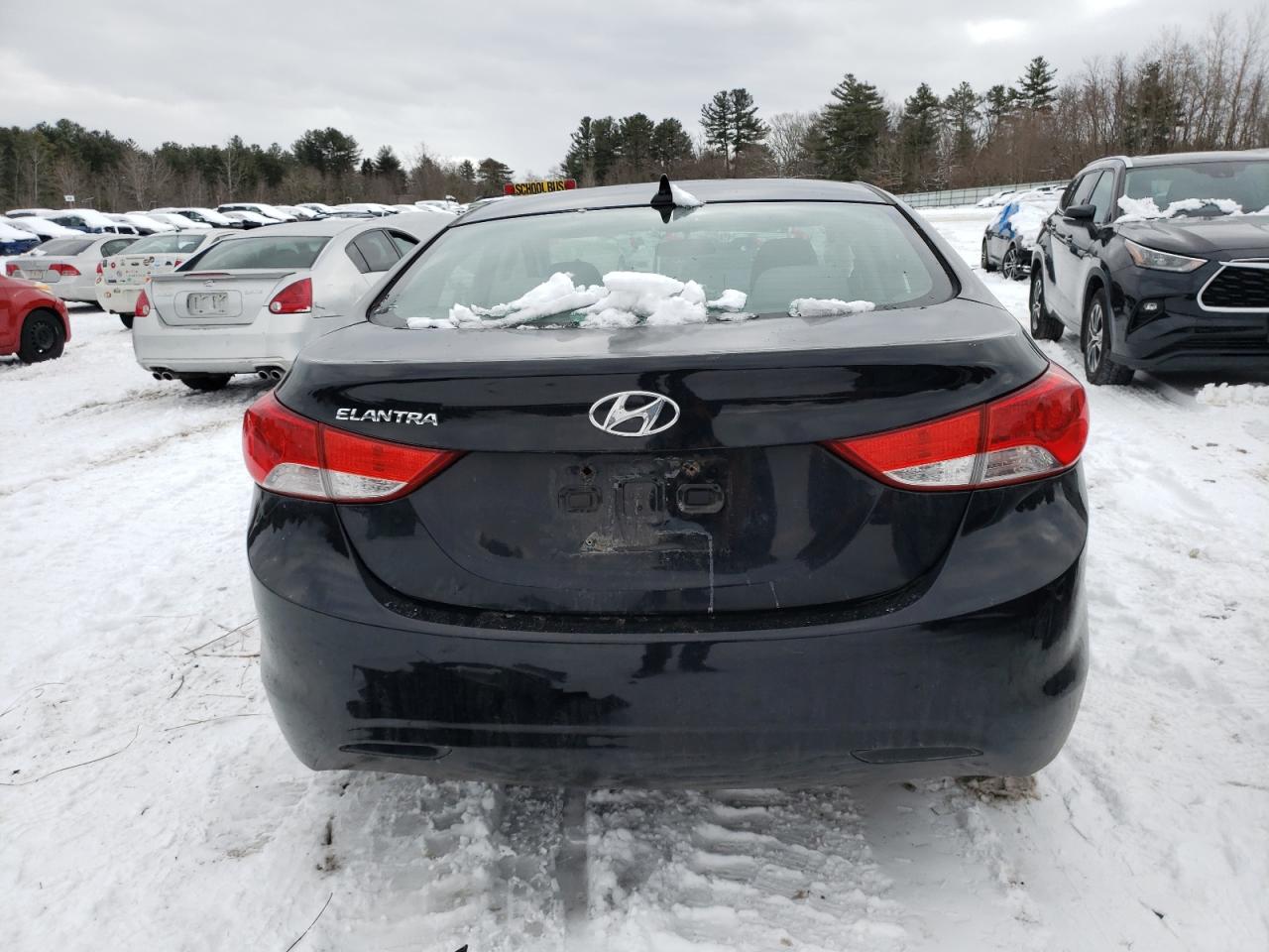 2011 Hyundai Elantra VIN KMHDH4AE2BU109403 Copart auction photo, front end / side damage thumbnail 6
