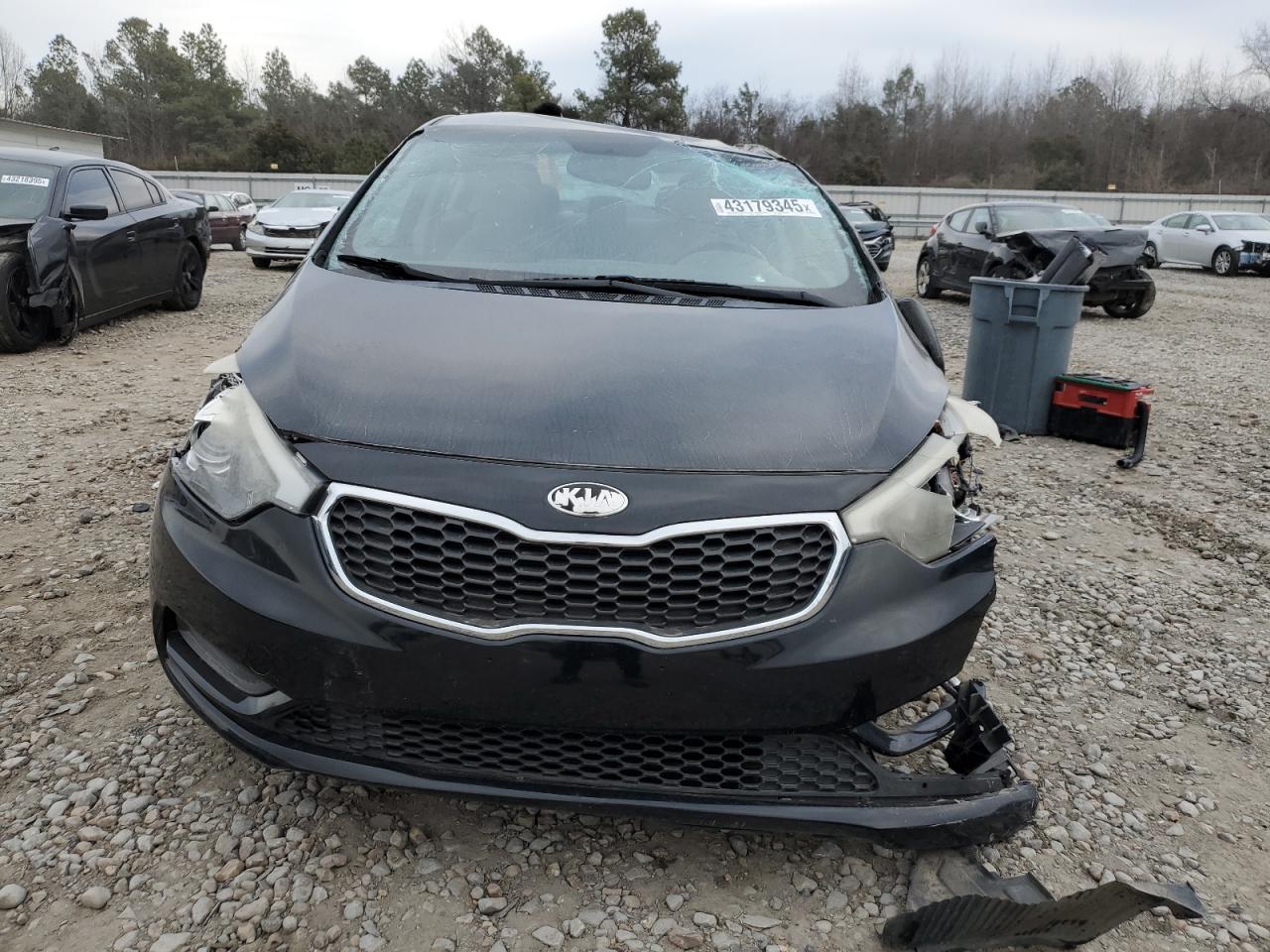 2015 KIA Forte VIN KNAFK4A69F5258542 Copart auction photo, all over damage thumbnail 5