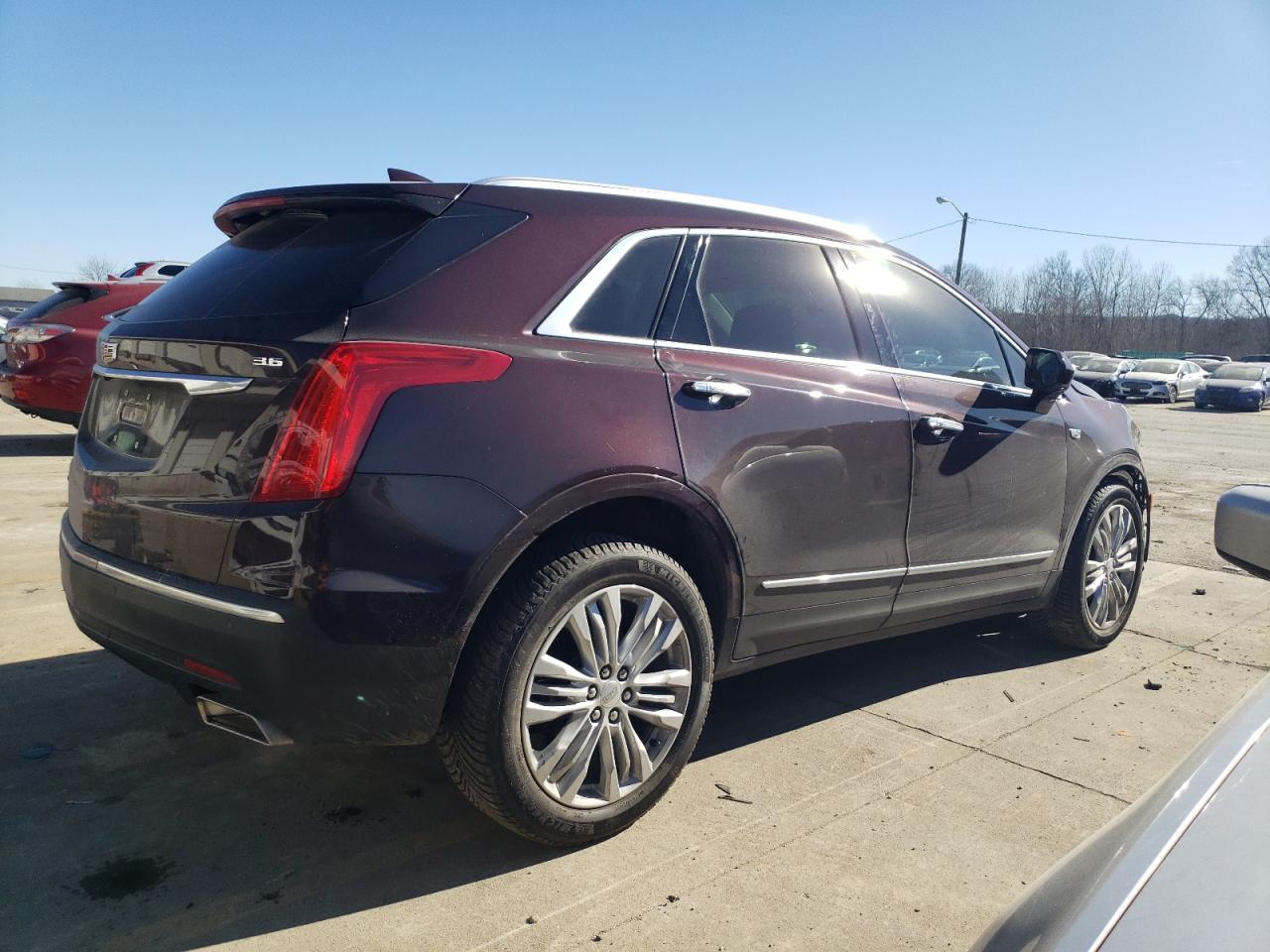 2018 Cadillac XT5 VIN 1GYKNFRS0JZ154801 Copart auction photo, front end damage thumbnail 3