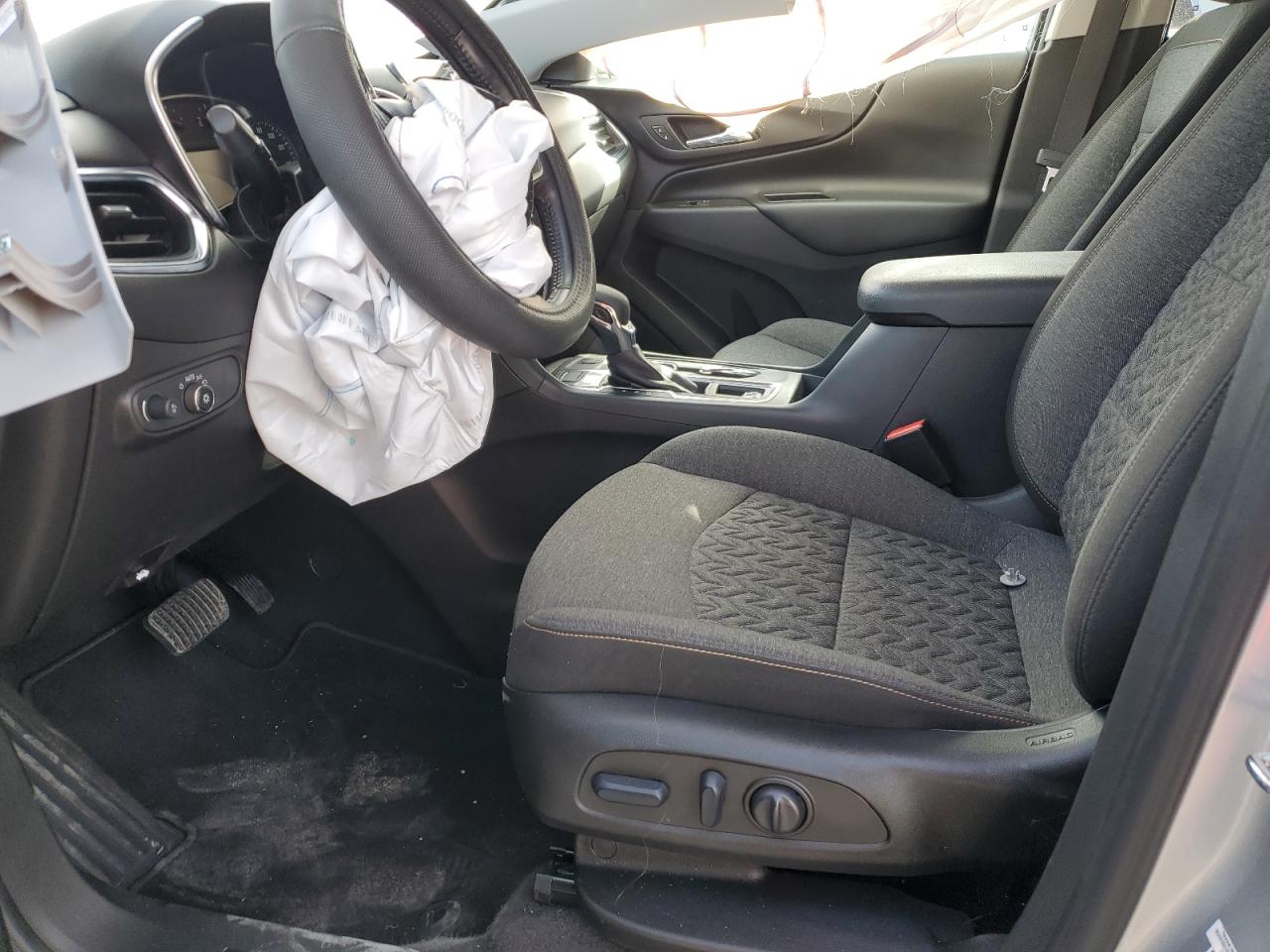 2022 Chevrolet Equinox VIN 3GNAXUEV9NL275590 Copart auction photo, front end damage thumbnail 7