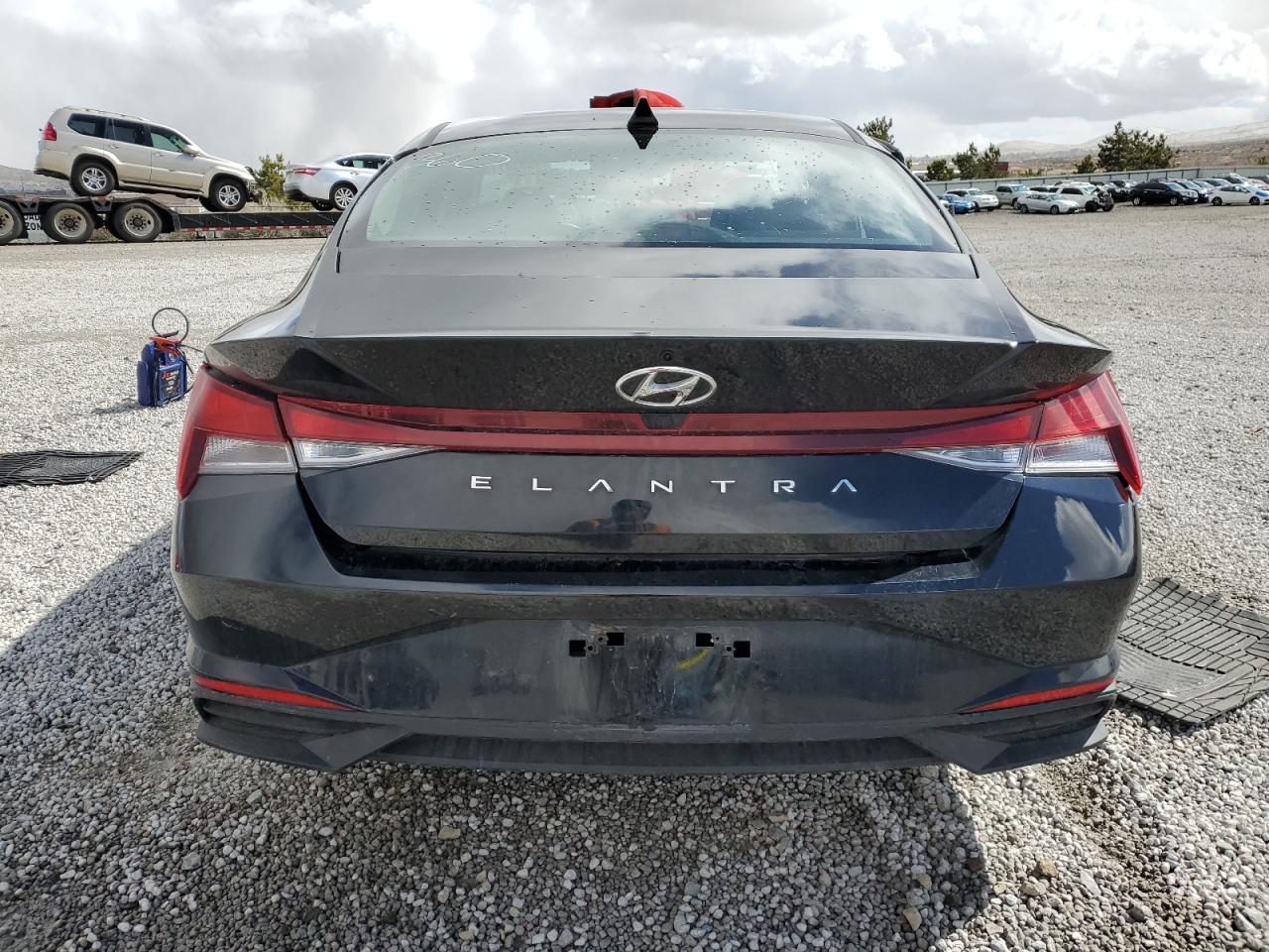 2022 Hyundai Elantra VIN KMHLM4AG0NU282589 Copart auction photo, side / undercarriage damage thumbnail 6