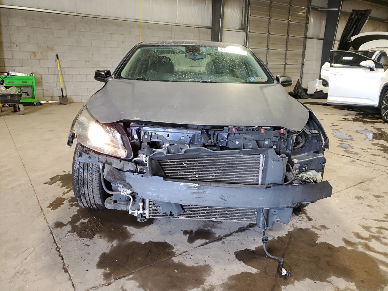 2015 Chevrolet Malibu VIN 1G11B5SL1FF320946 Copart auction photo, front end damage thumbnail 5