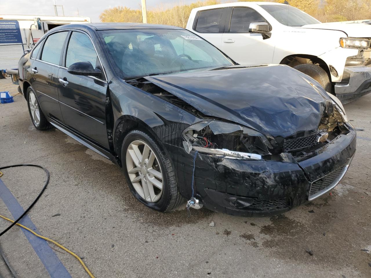 2015 Chevrolet Impala VIN 2G1WC5E33F1125260 Copart auction photo, front end damage thumbnail 4