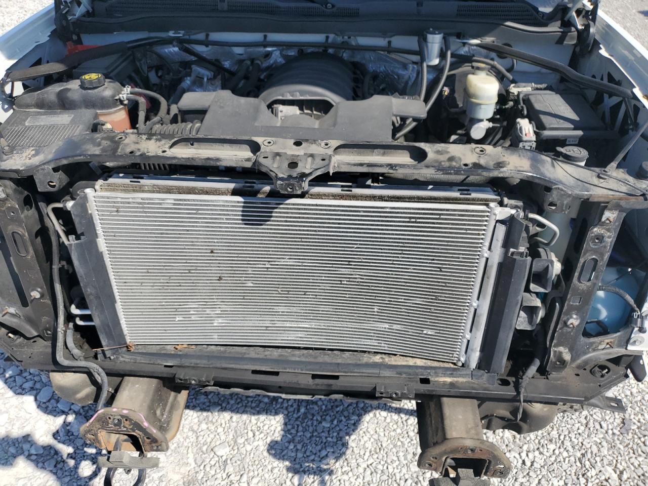 2015 Chevrolet Silverado VIN 1GCVKREC5FZ296533 Copart auction photo, front end / minor dent/scratches damage thumbnail 13